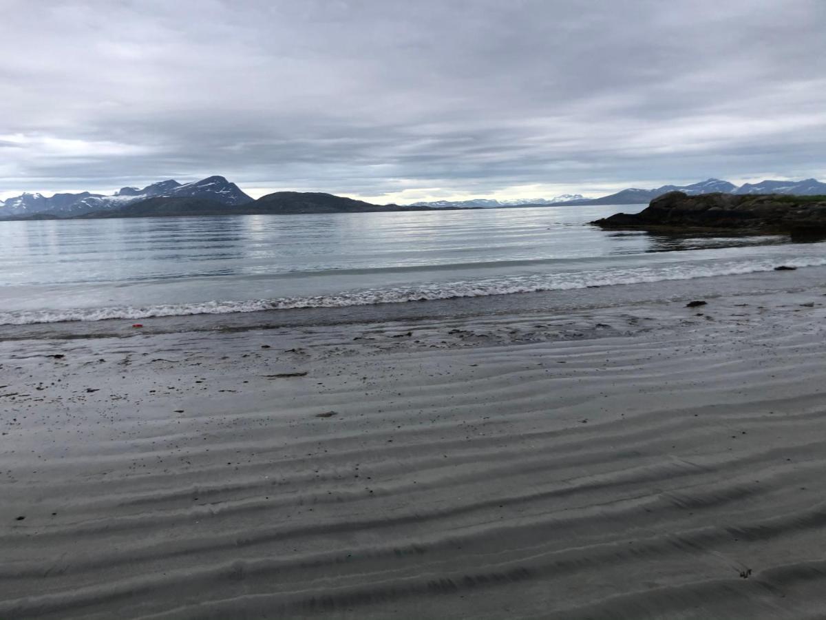 Lofoten Gate Hostel เลอดิงเกน ภายนอก รูปภาพ